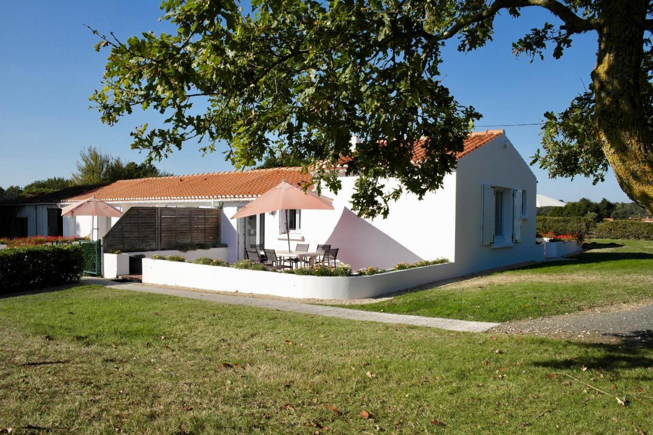 Maison Pour 4 A La Campagne Avec Piscine Commequiers Zewnętrze zdjęcie